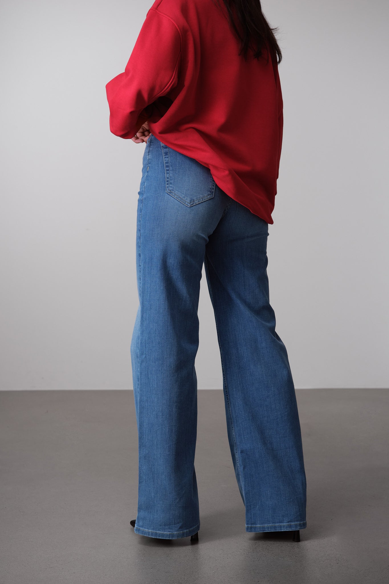 Light-Wash Wide-Leg Jeans