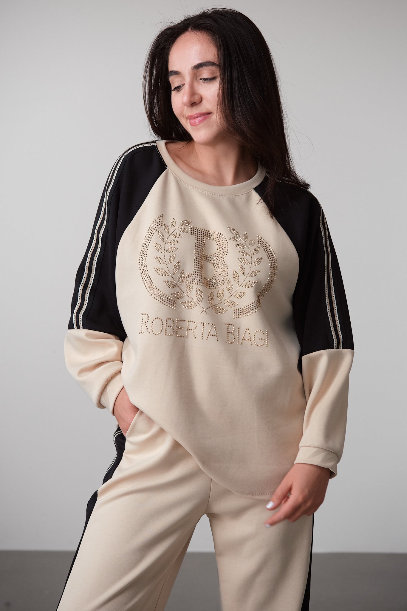 Casual Chic Logo Lounge Set