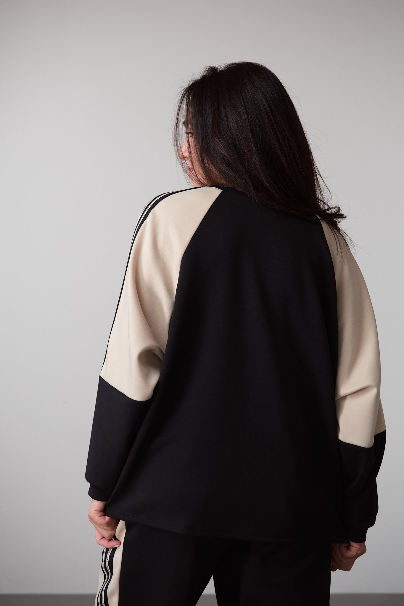 Casual Chic Logo Lounge Set