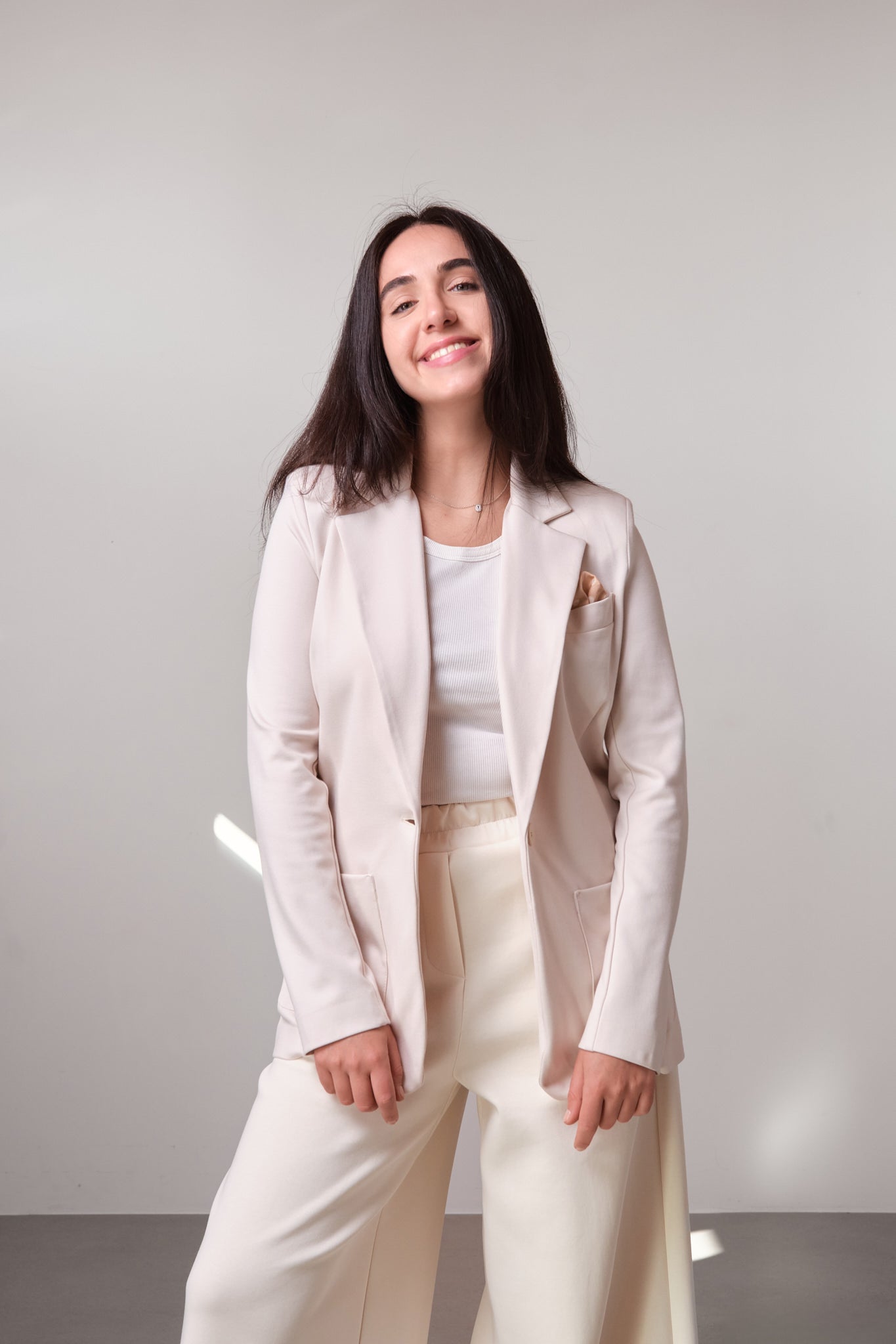 Cream Single-Breasted Blazer