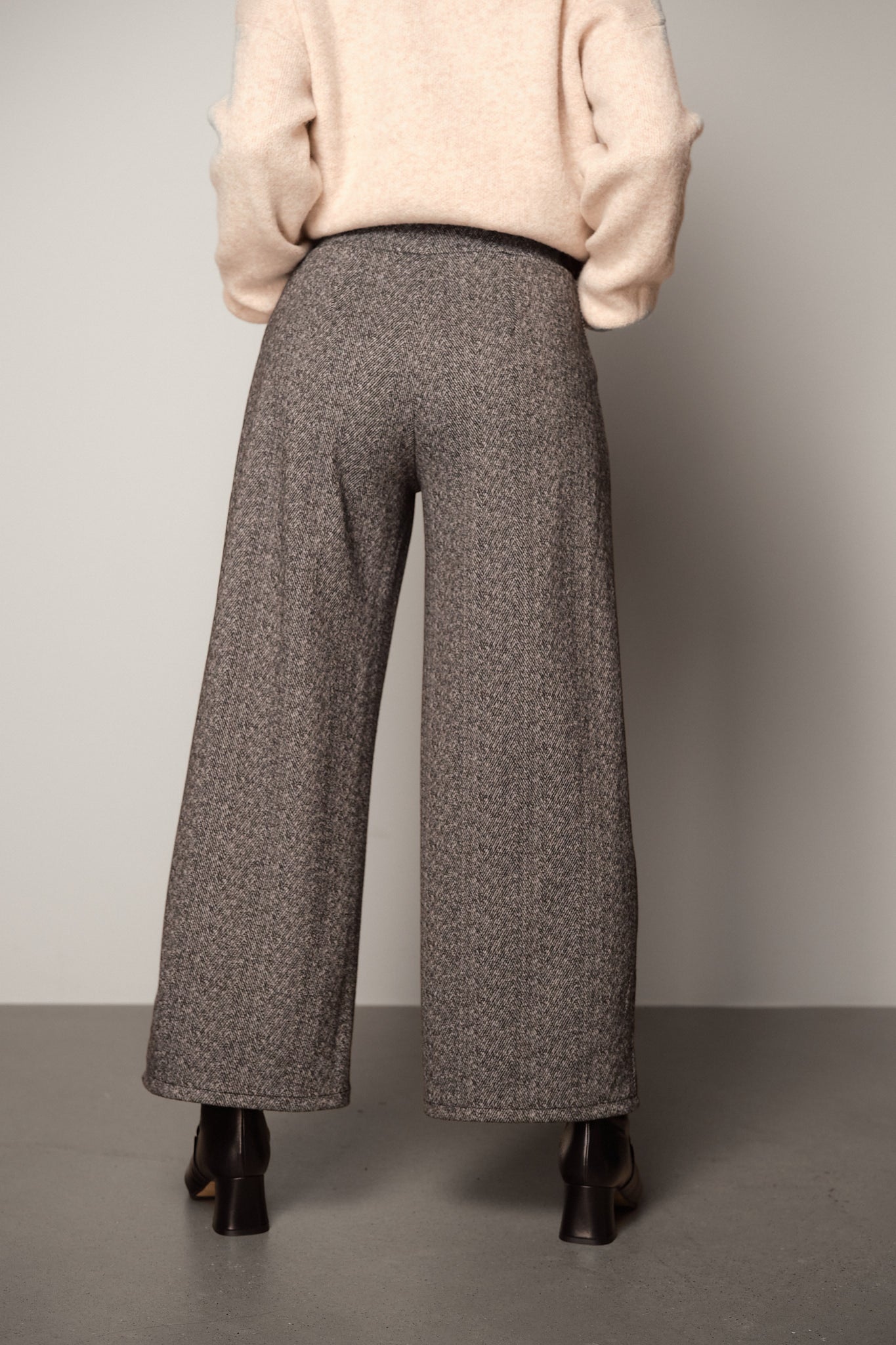 Buttoned Wool Trousers