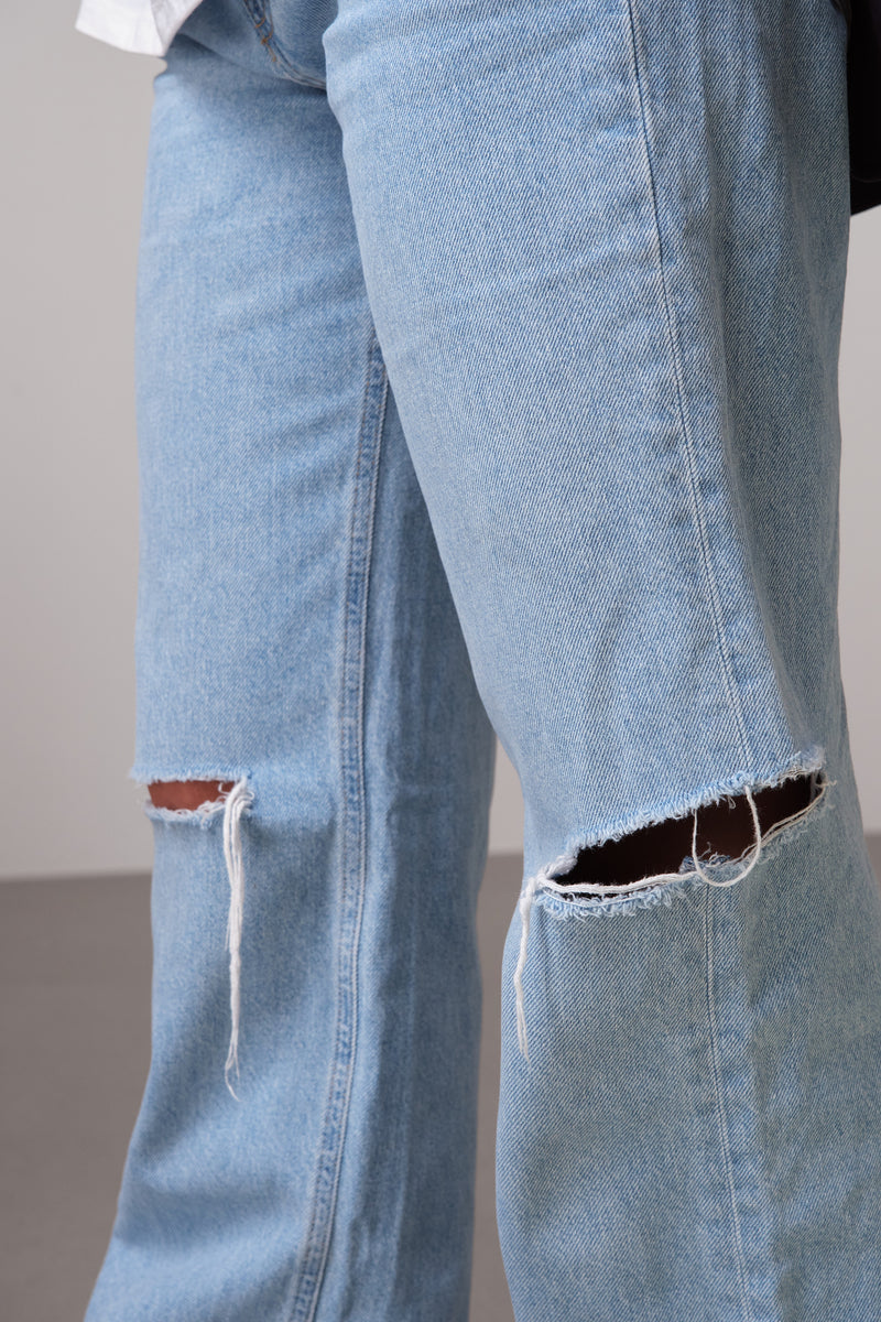 Light Wash Distressed Jeans