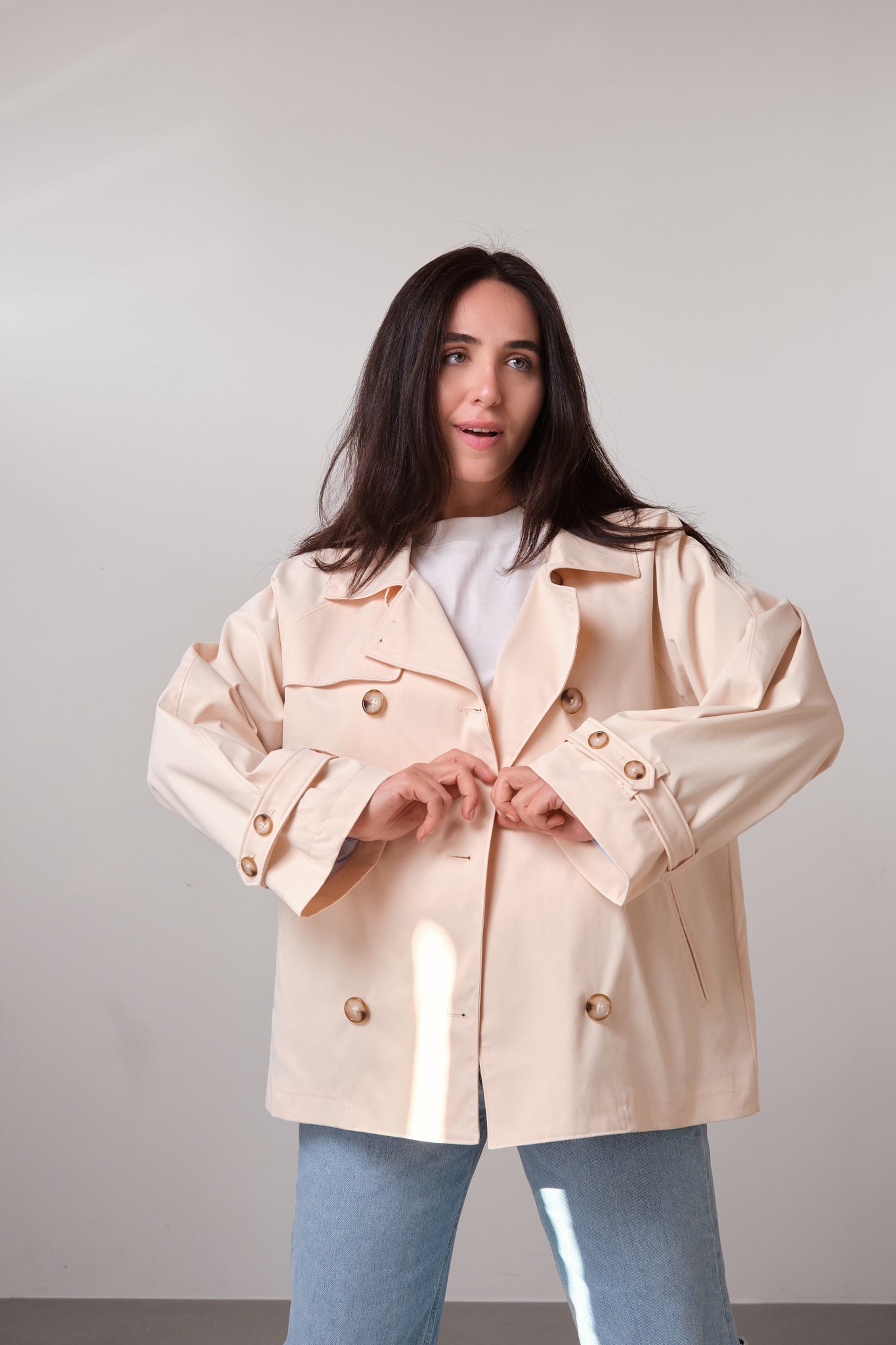 Cream Double-Breasted Short Trench Coat