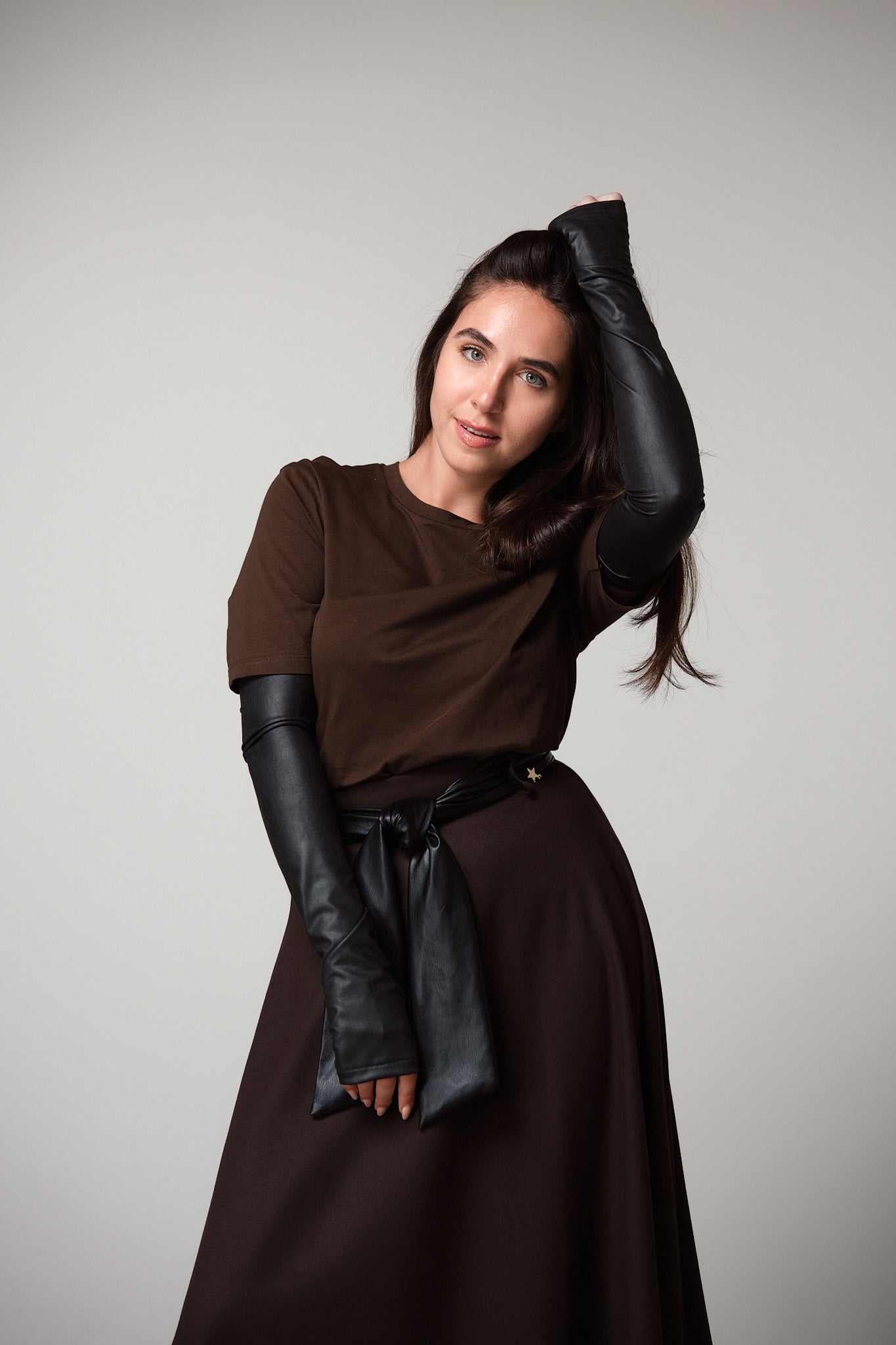 T-Shirt with Integrated Gloves