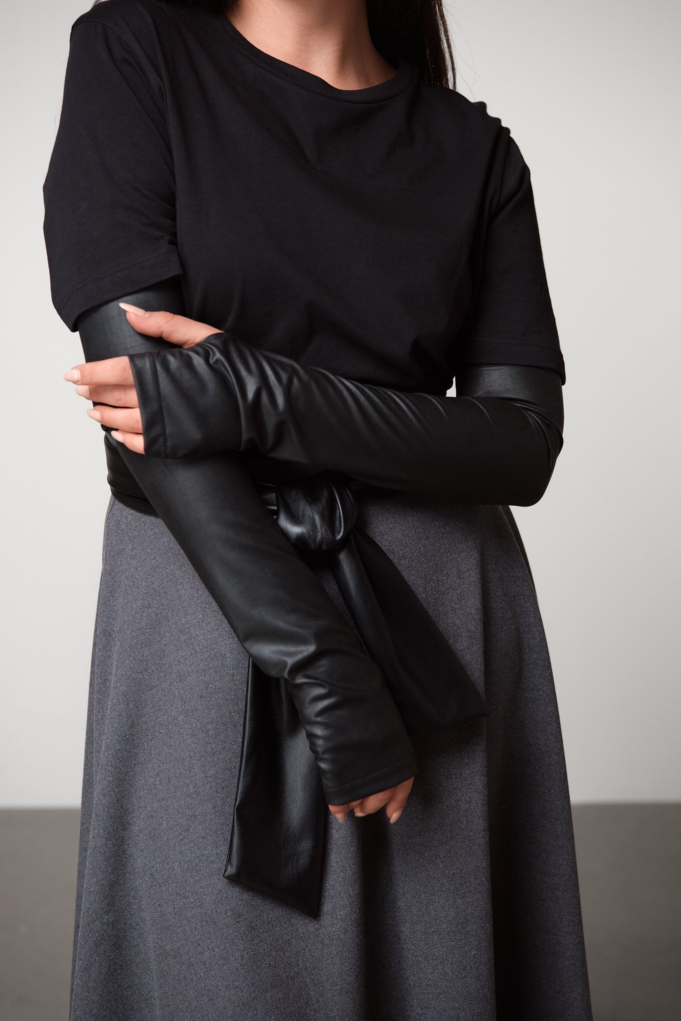 T-Shirt with Integrated Gloves