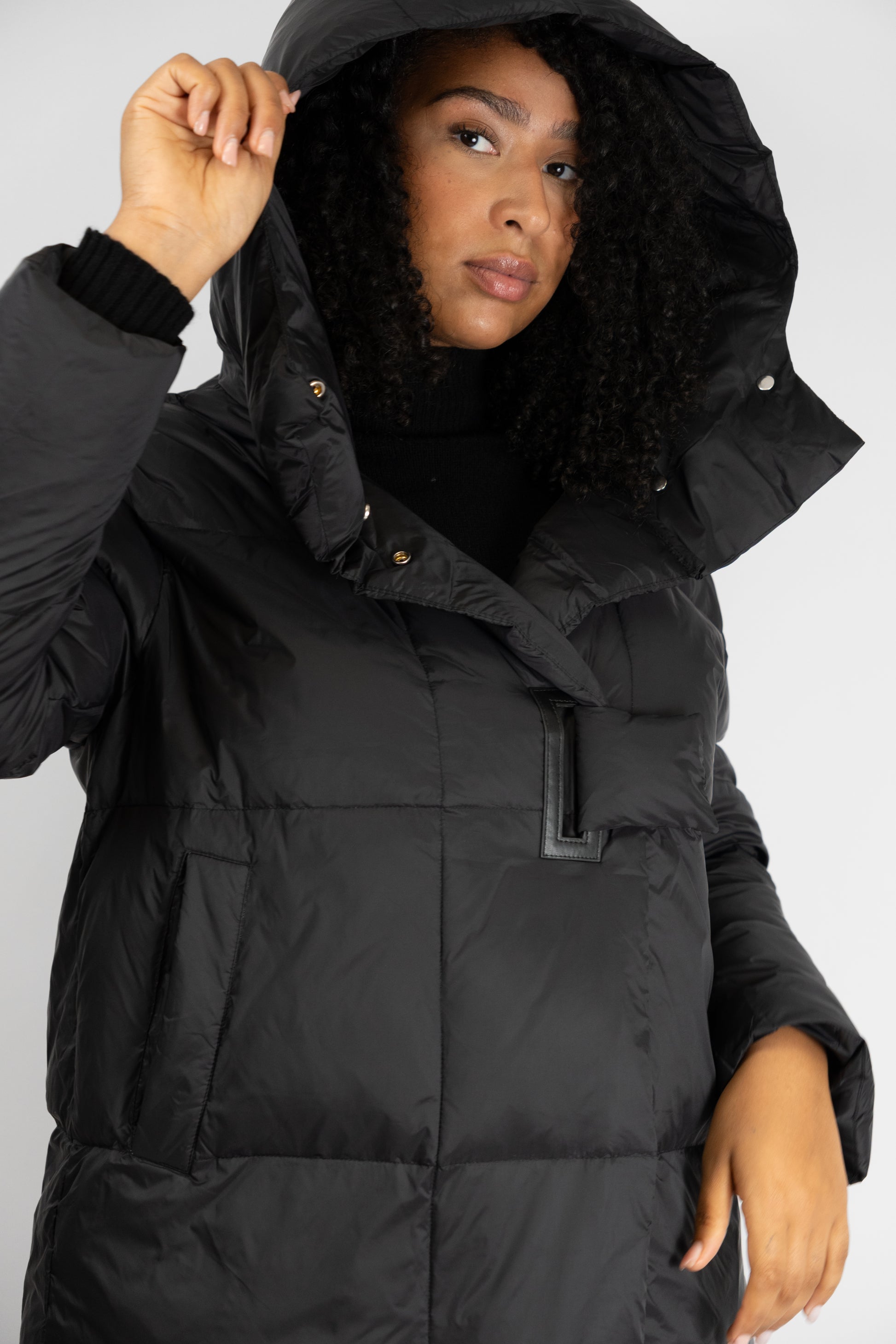 Front-Fastening Hooded Puffer Jacket