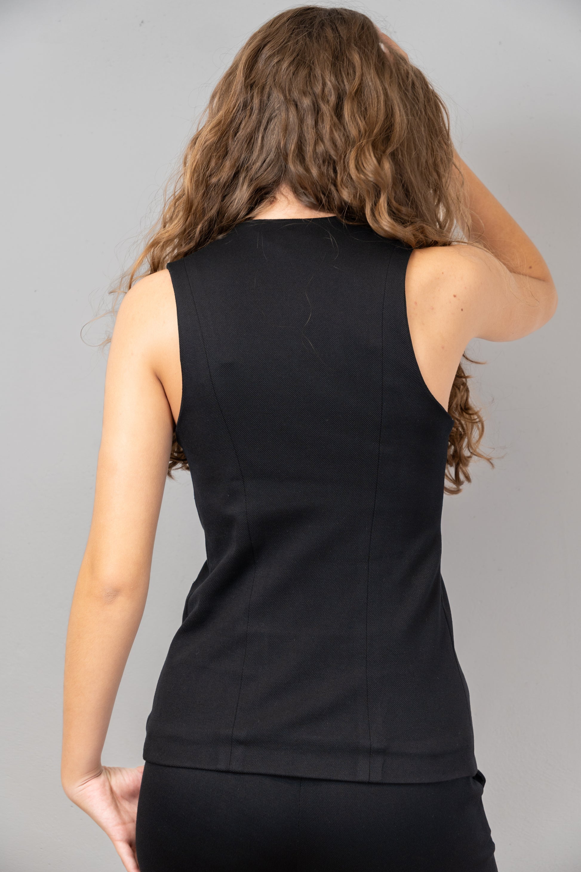 Sleeveless Buttoned Vest