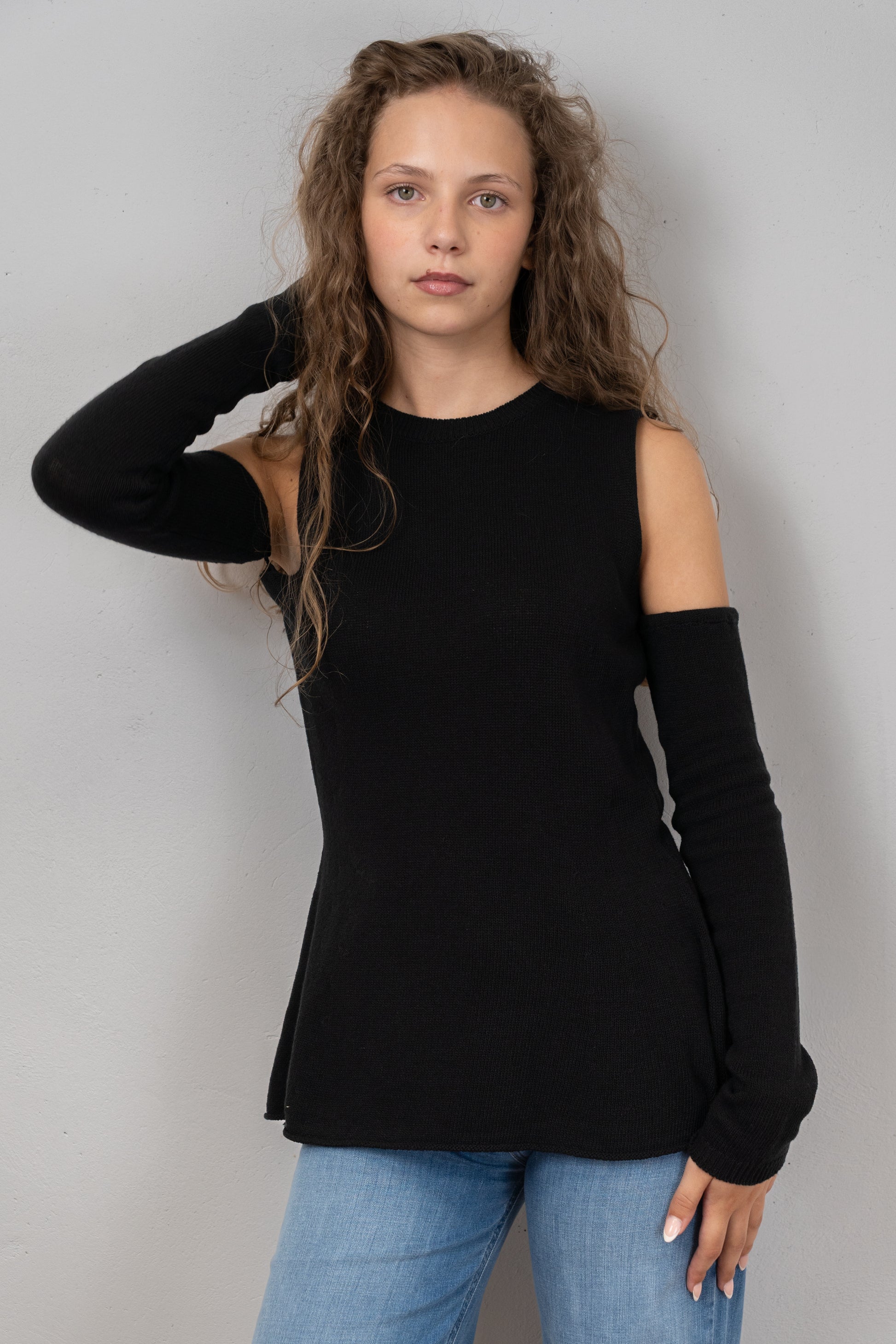 Black Knit with Detachable Arms