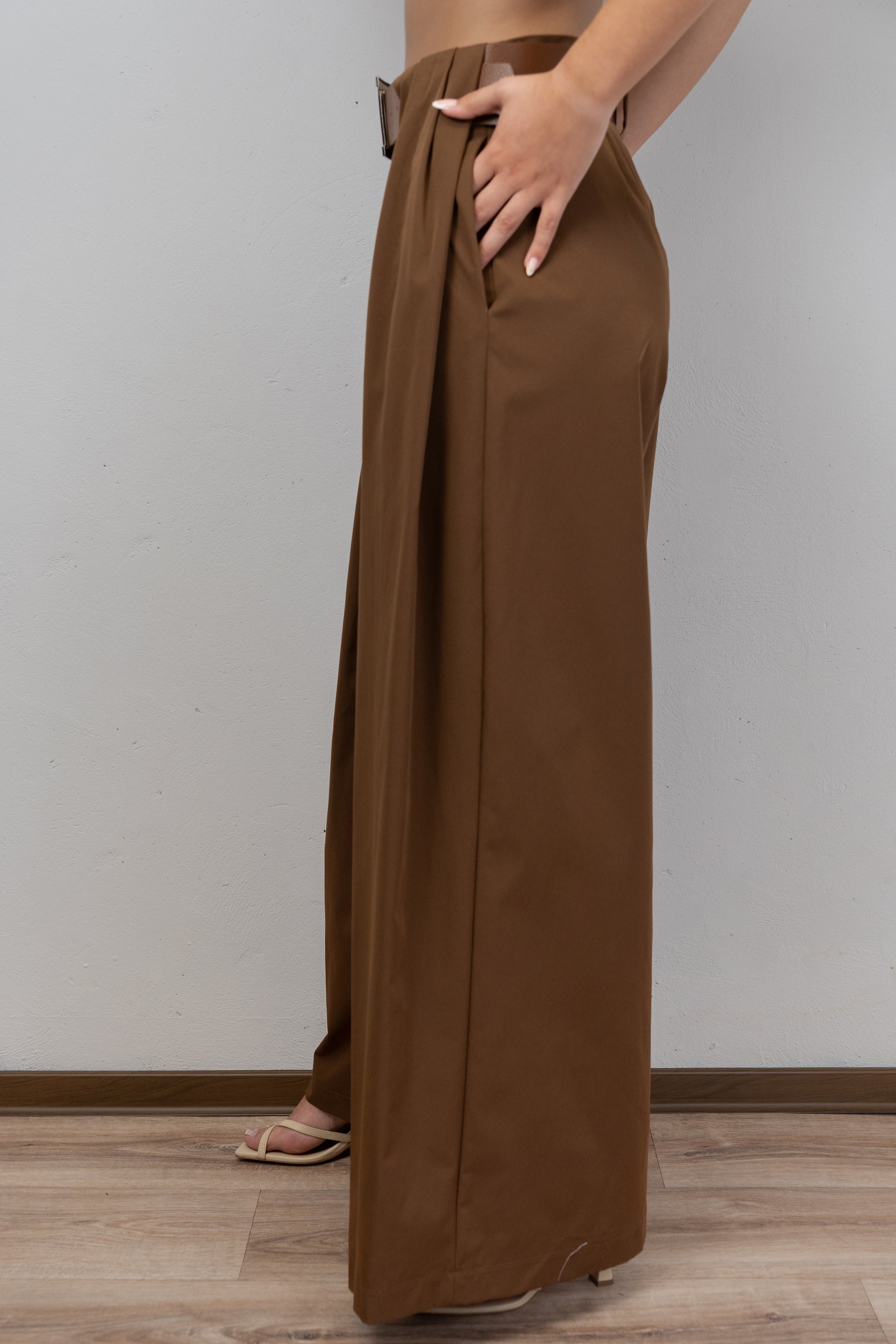 Wide-Legged Trousers with Belt