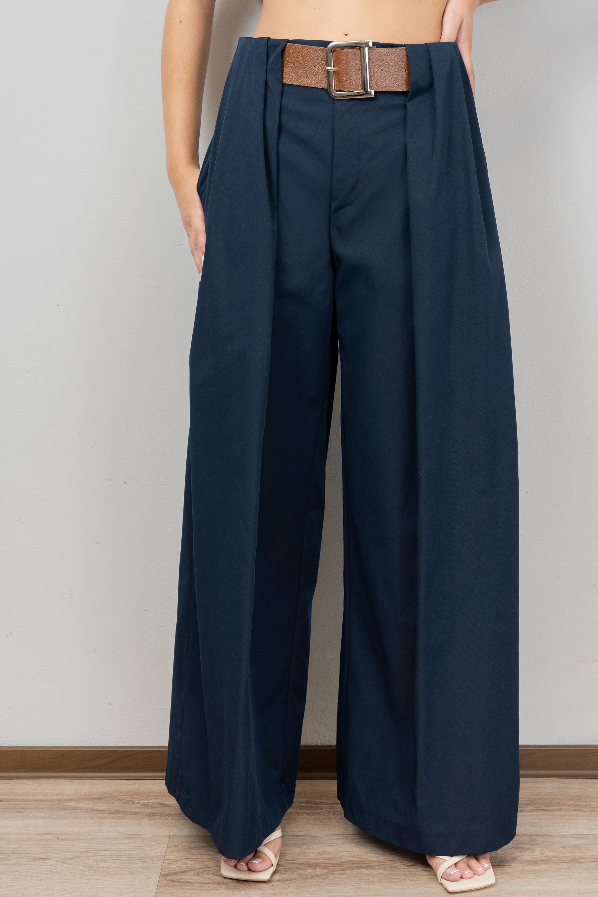 Wide-Legged Trousers with Belt
