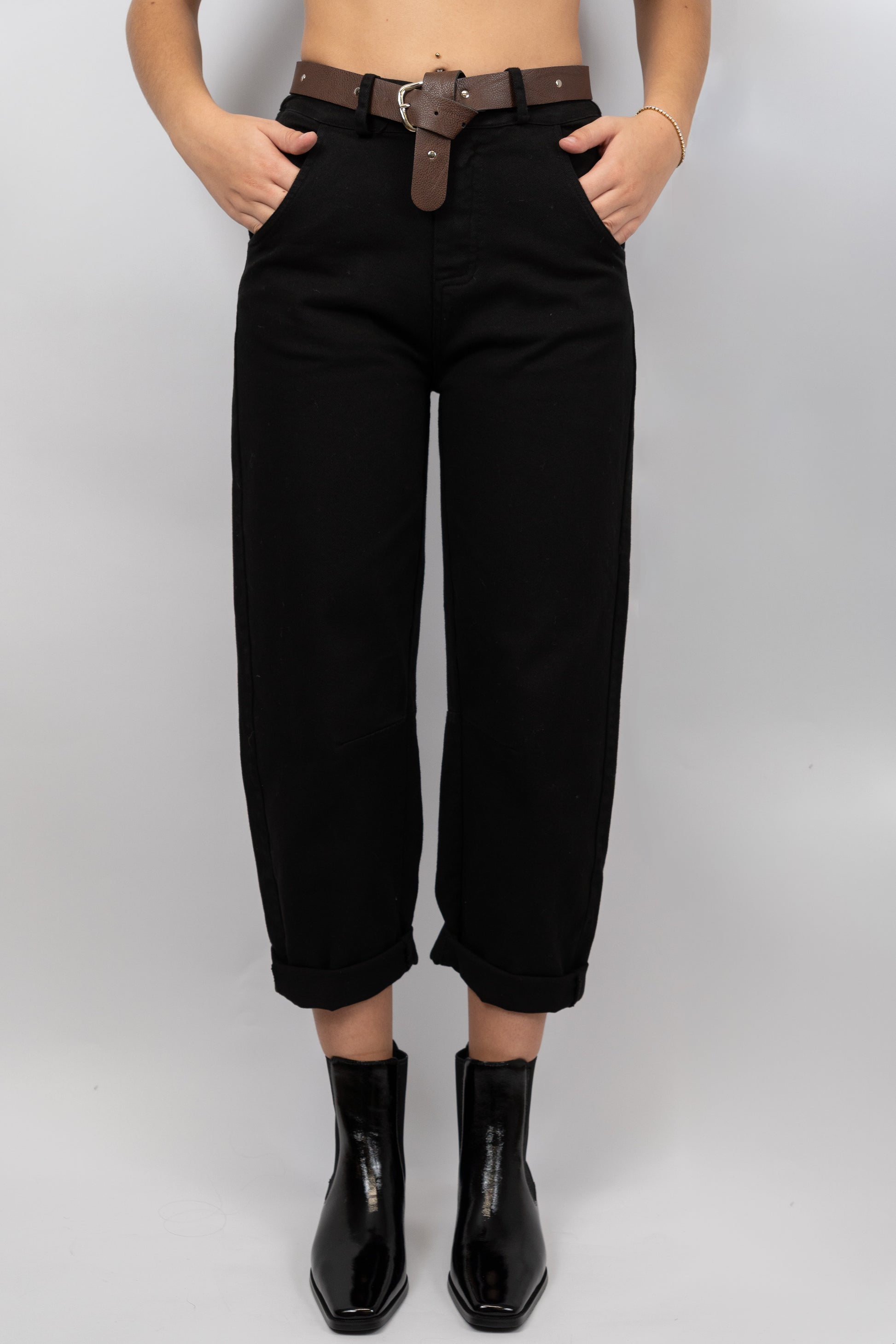 Cropped Balloon Jeans