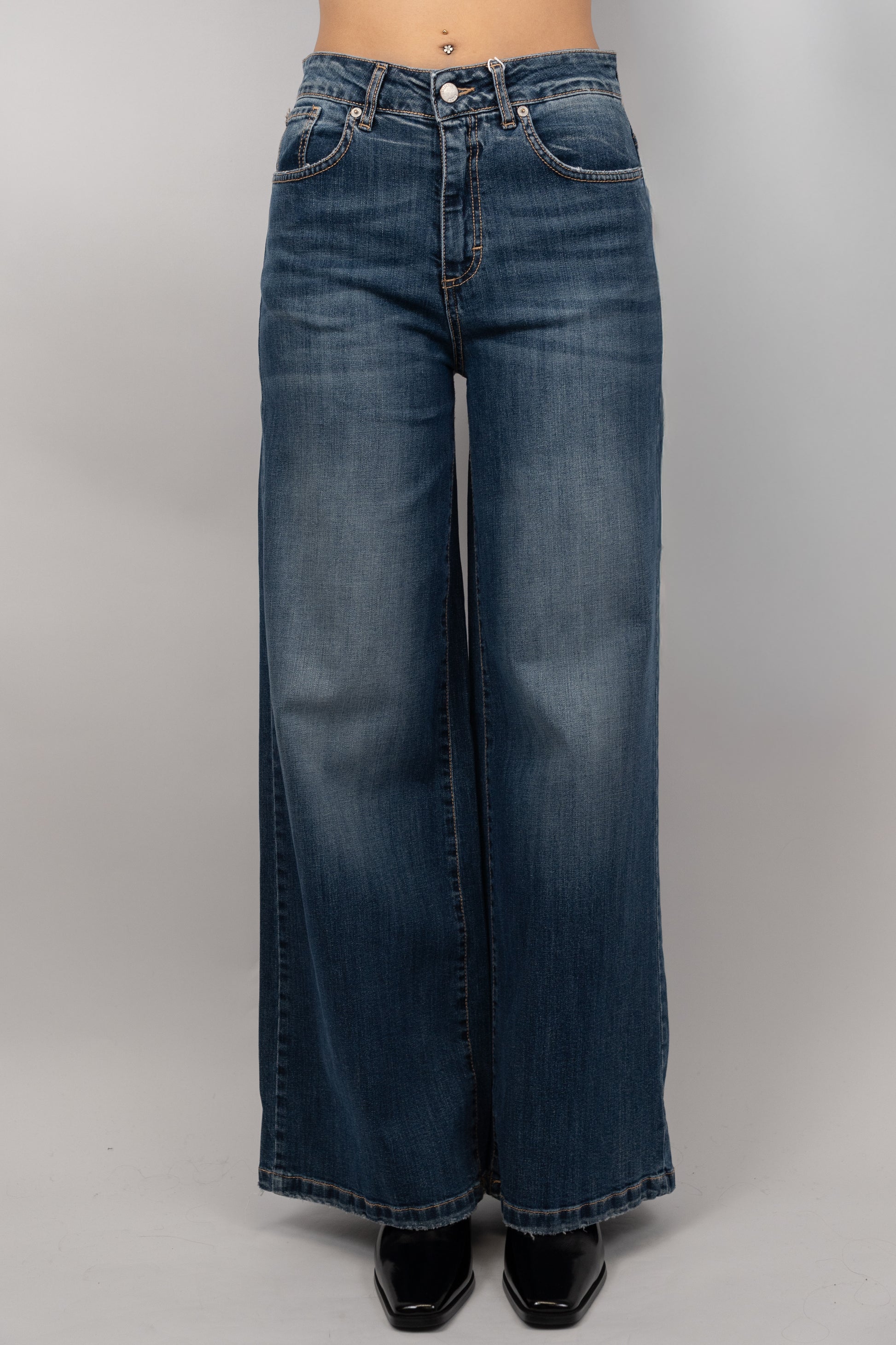 Wide-Leg High-Rise Jeans