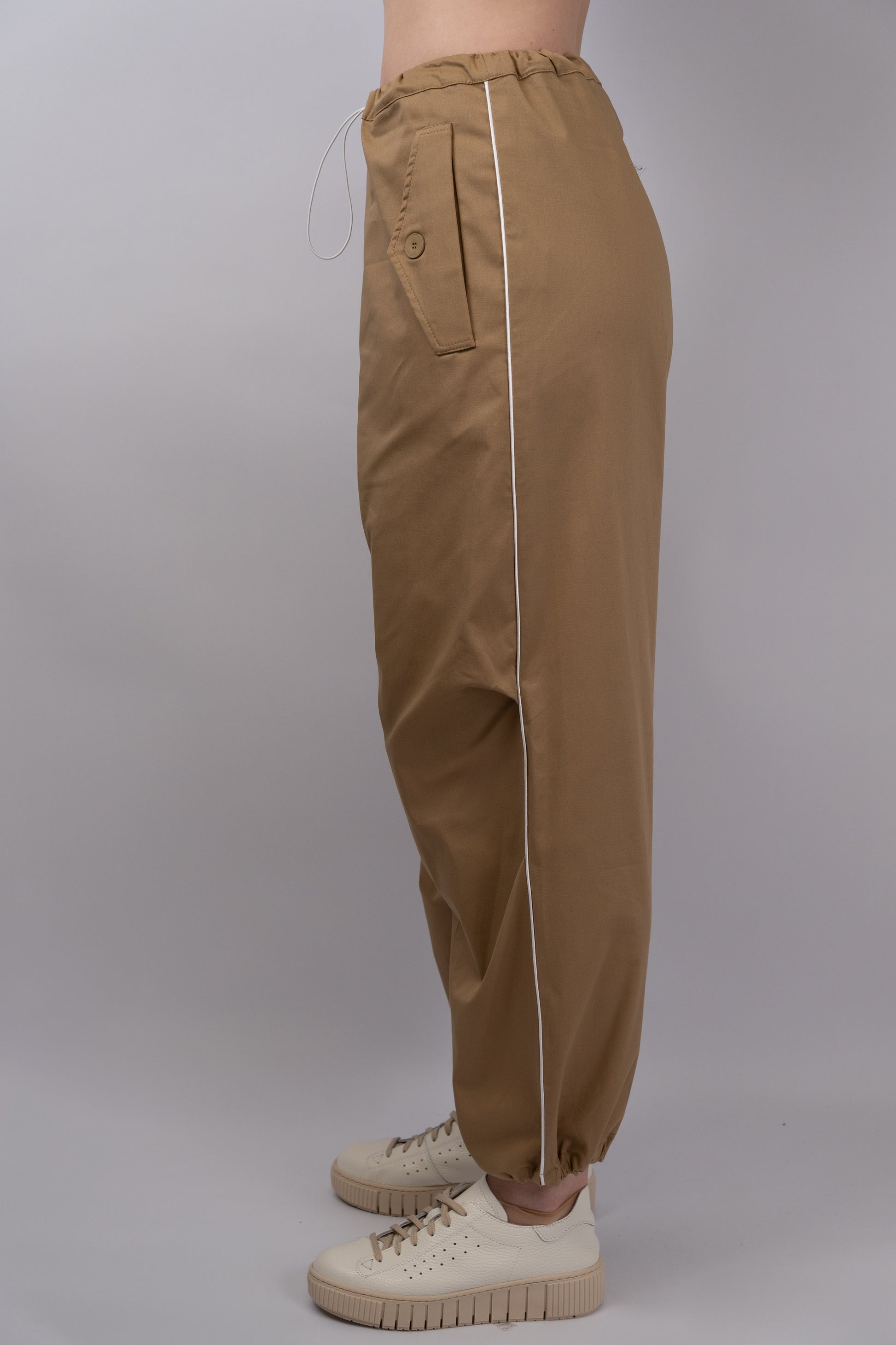 Camel Balloon Trousers