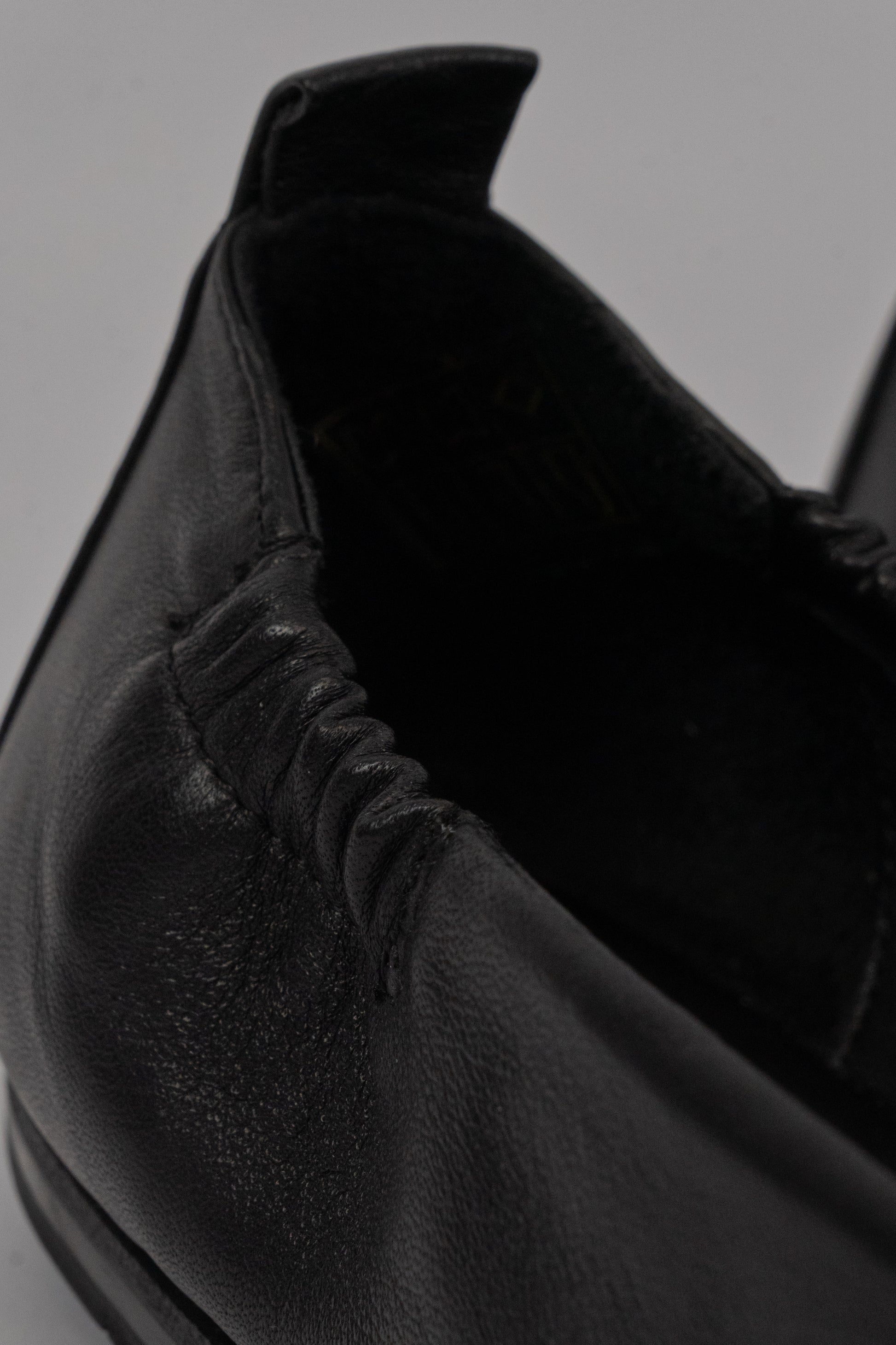 Leather Pointed Loafers