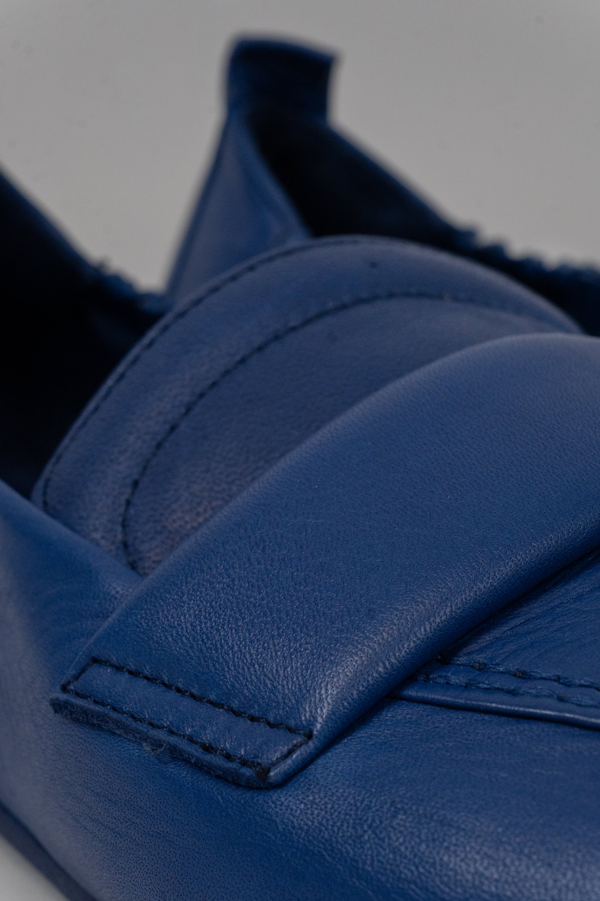 Leather Pointed Loafers