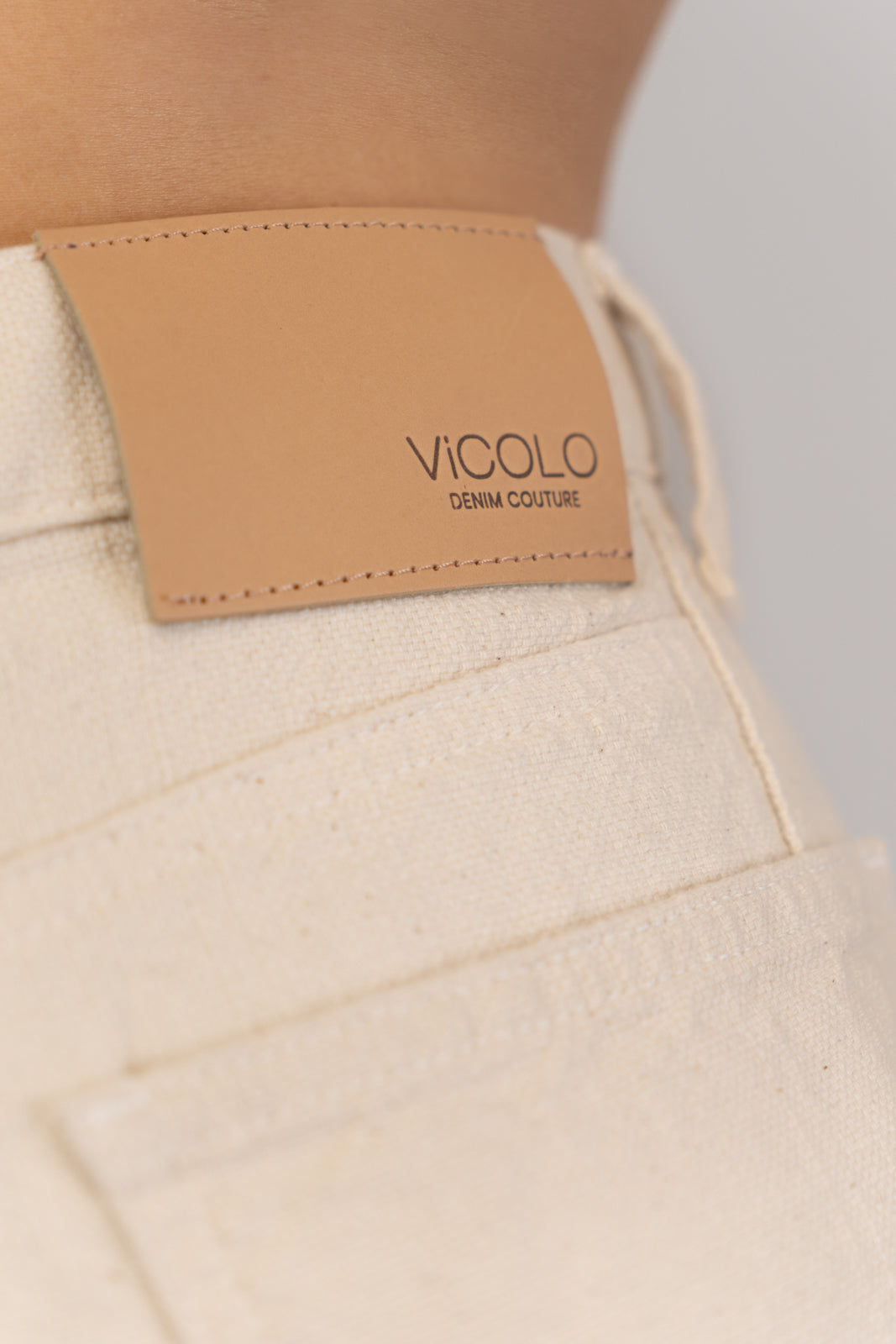 Beige Cotton Trousers With Drawstring Waist