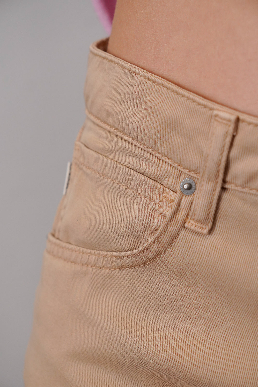 Wide-Legged Jeans