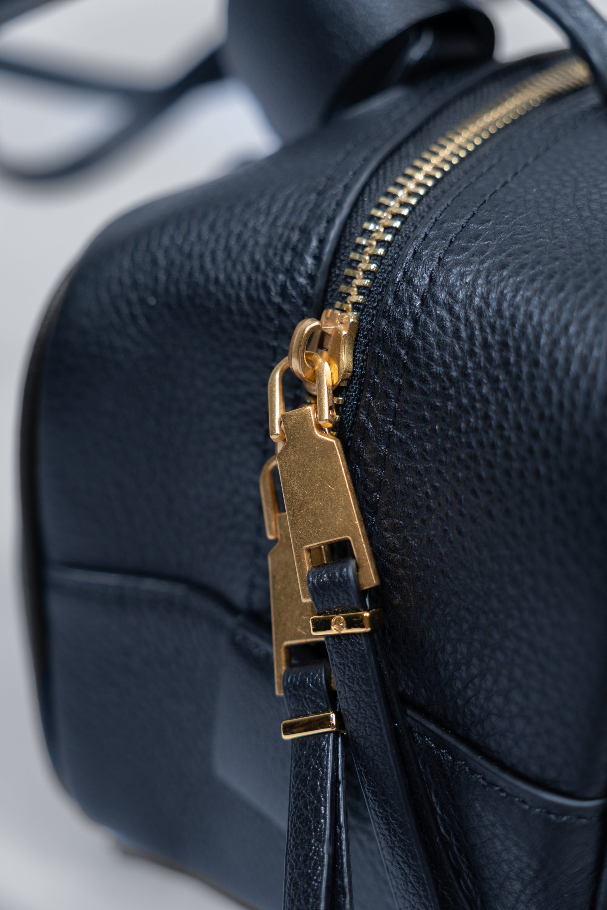 Grain Leather Shoulder Bag