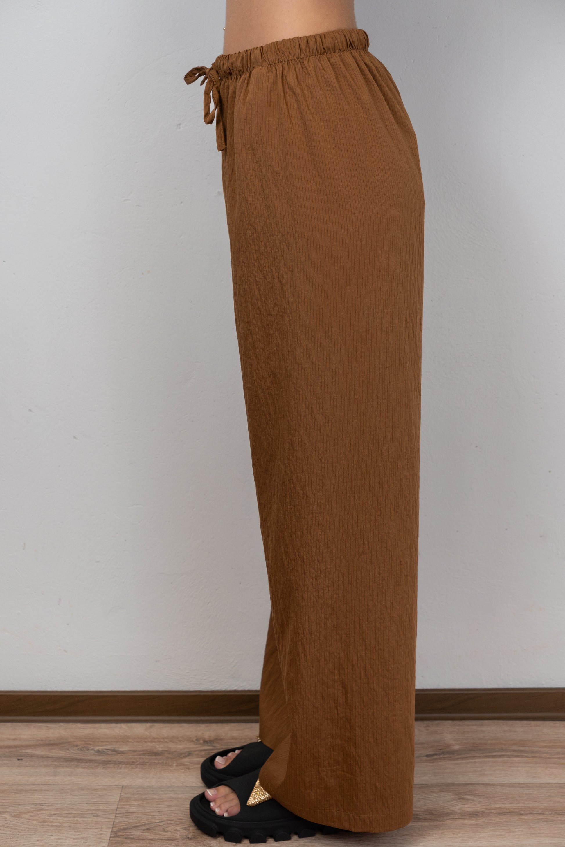 Chestnut Two-Piece Set