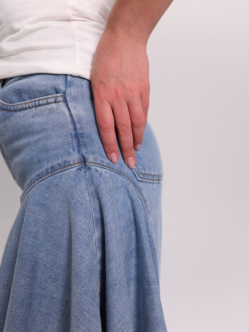 Light-wash Asymmetric Flared-Hem Denim Trousers