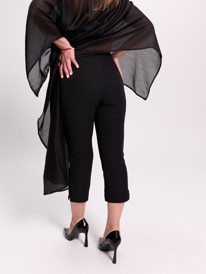 Black Capri Trousers