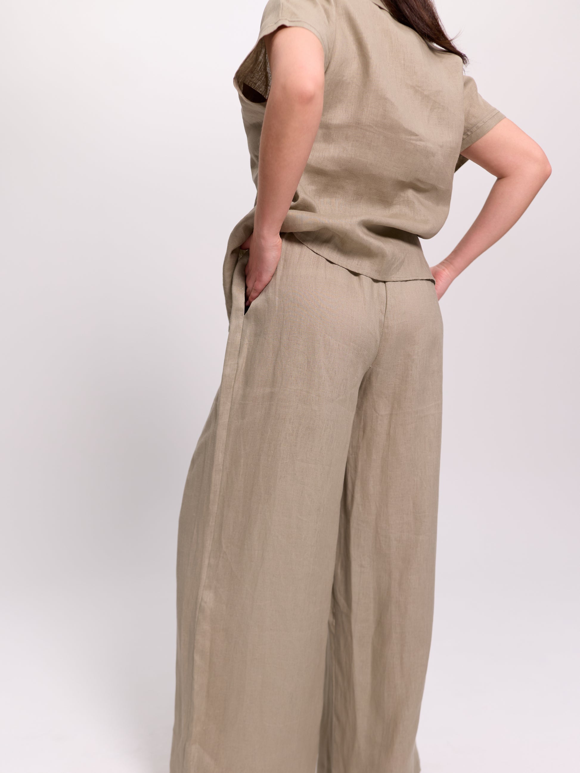 Beige Wide-Leg Pleated Linen Trousers